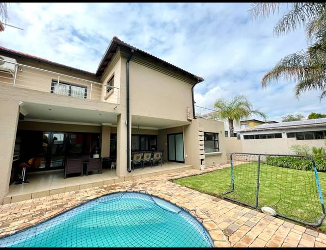 5 BEDROOM HOUSE FOR SALE IN WILLOW ACRES